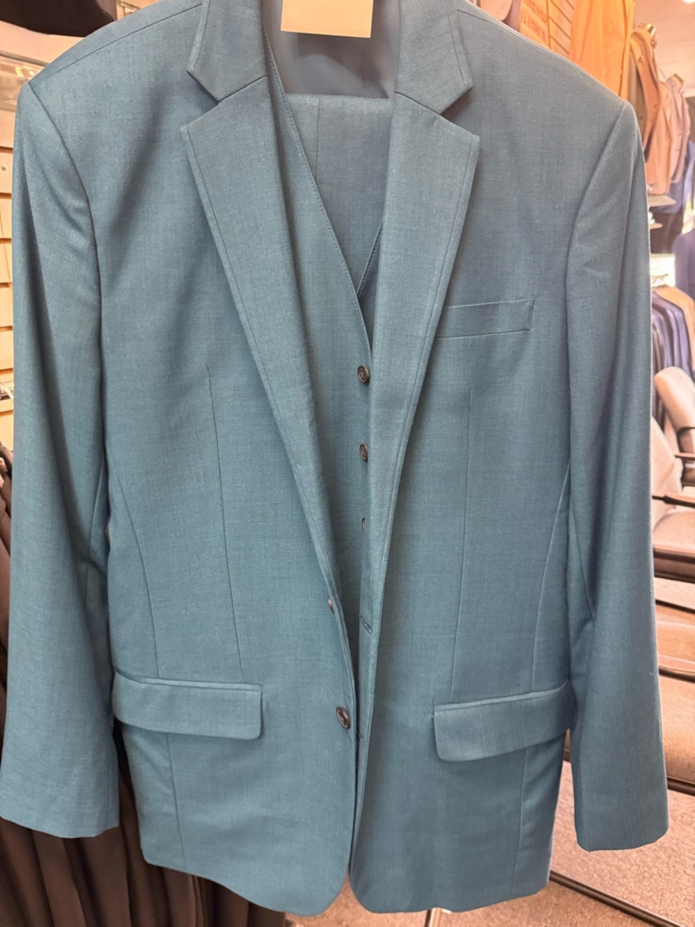 NWOT Men's Teal Three-Piece Suit Blazer